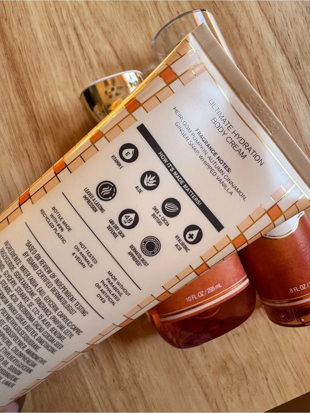 Bath & Body Works Sweet Cinnamon Pumpkin Bath & Body Set - Orange and Gold
